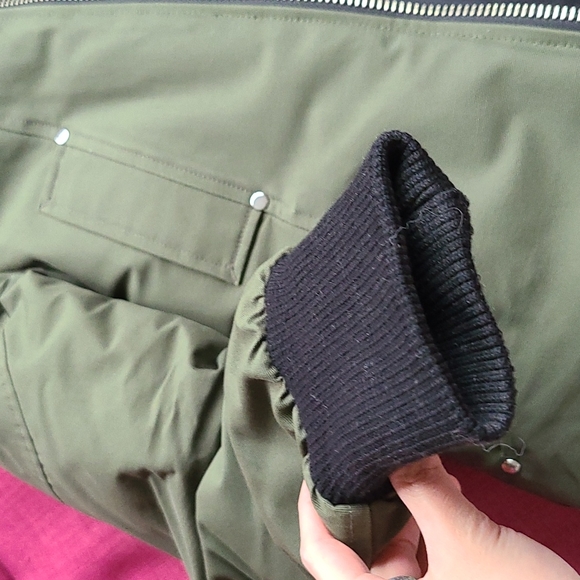 Authentic Moose Knuckles Beaver Bomber short jacket XS military green - Picture 10 of 16